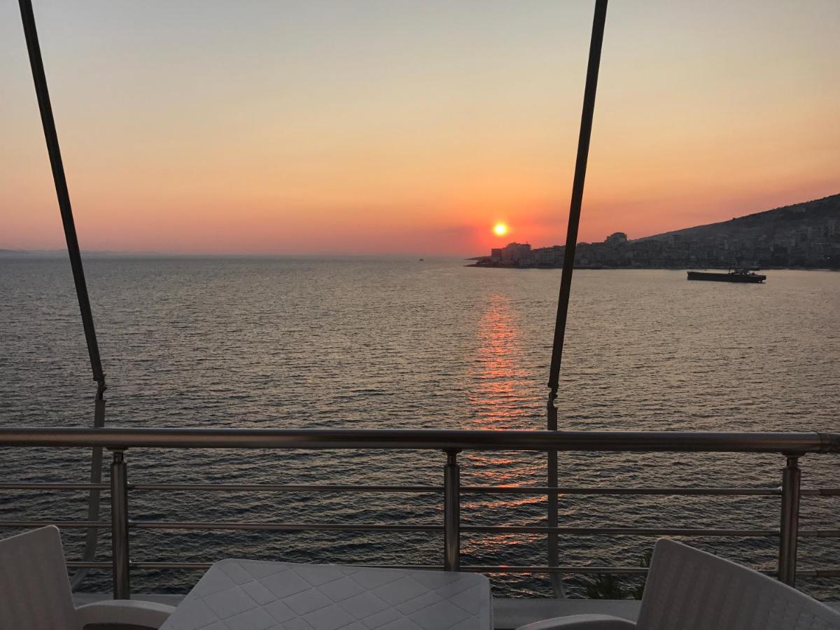 Seaside View Apartment Sarandë Eksteriør bilde